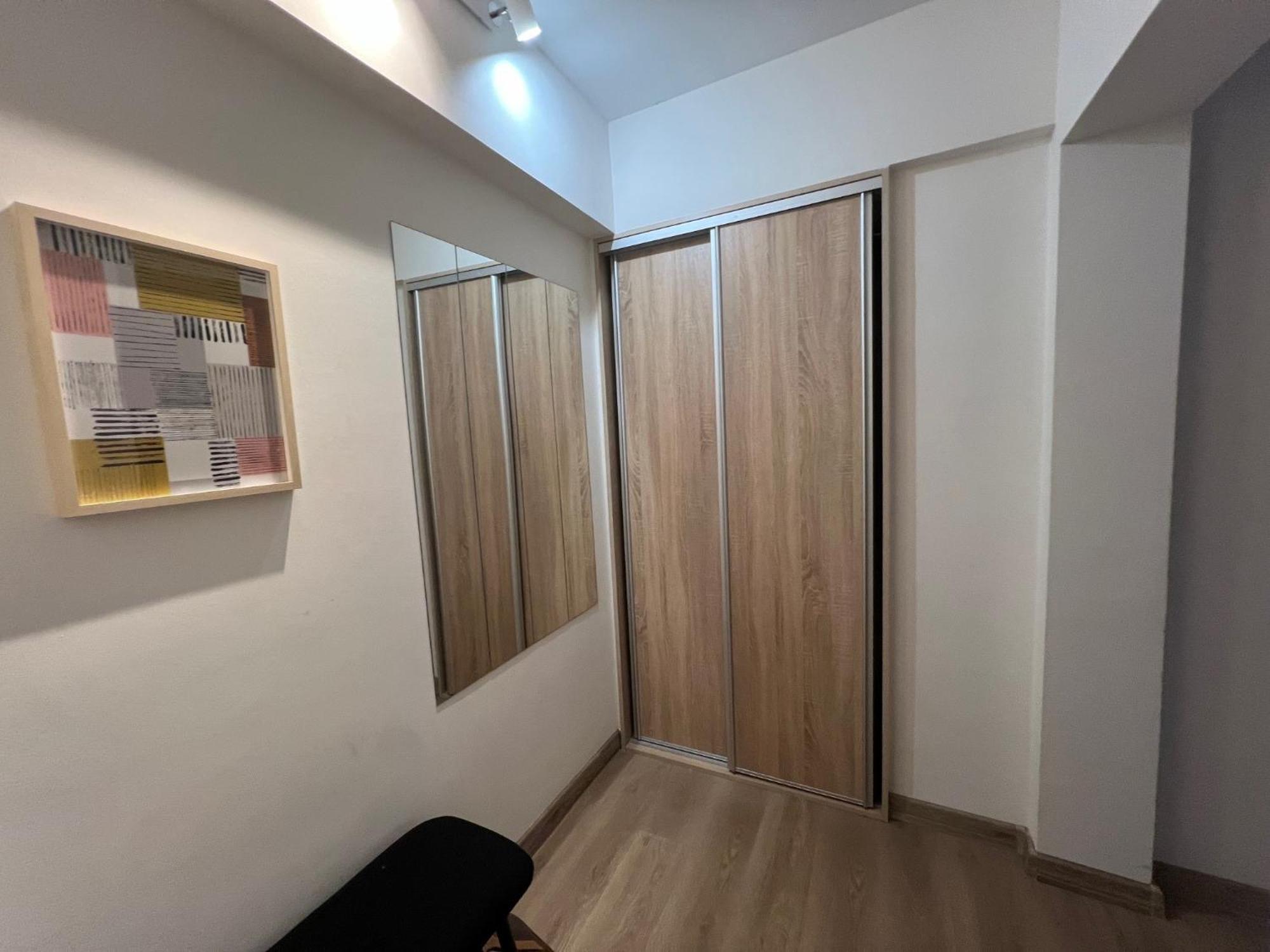 Ohmyhome-Zlota View Apartment Warsawa Bagian luar foto